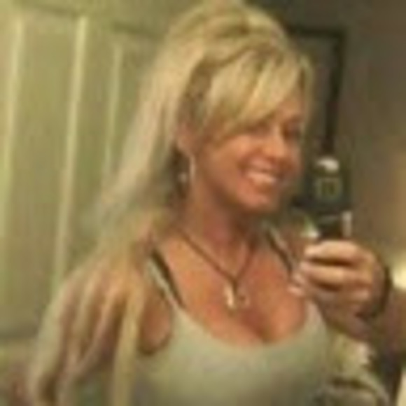 Meet your Posher, Kimberly - Picture 1 of 1